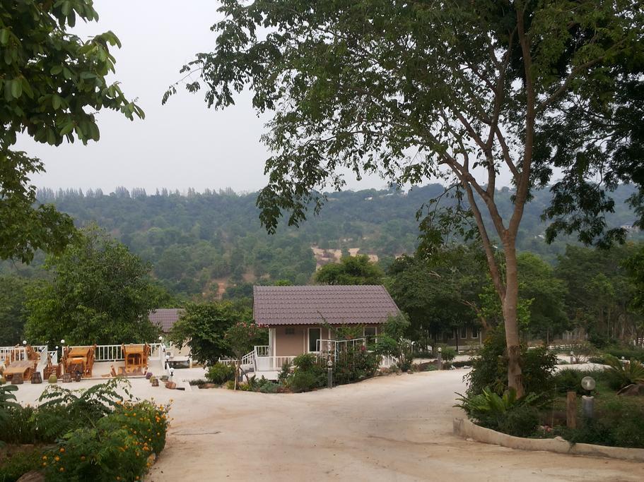 Wind Hills Hotell Nakhonratchasima Exteriör bild